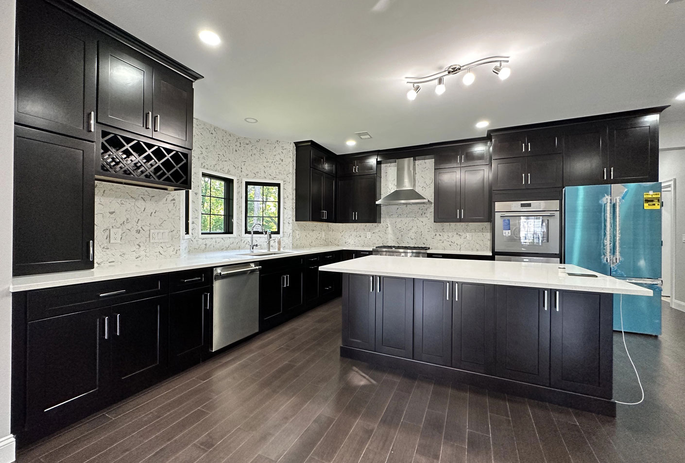 26 Mary Ellen Dr, Edison, NJ
