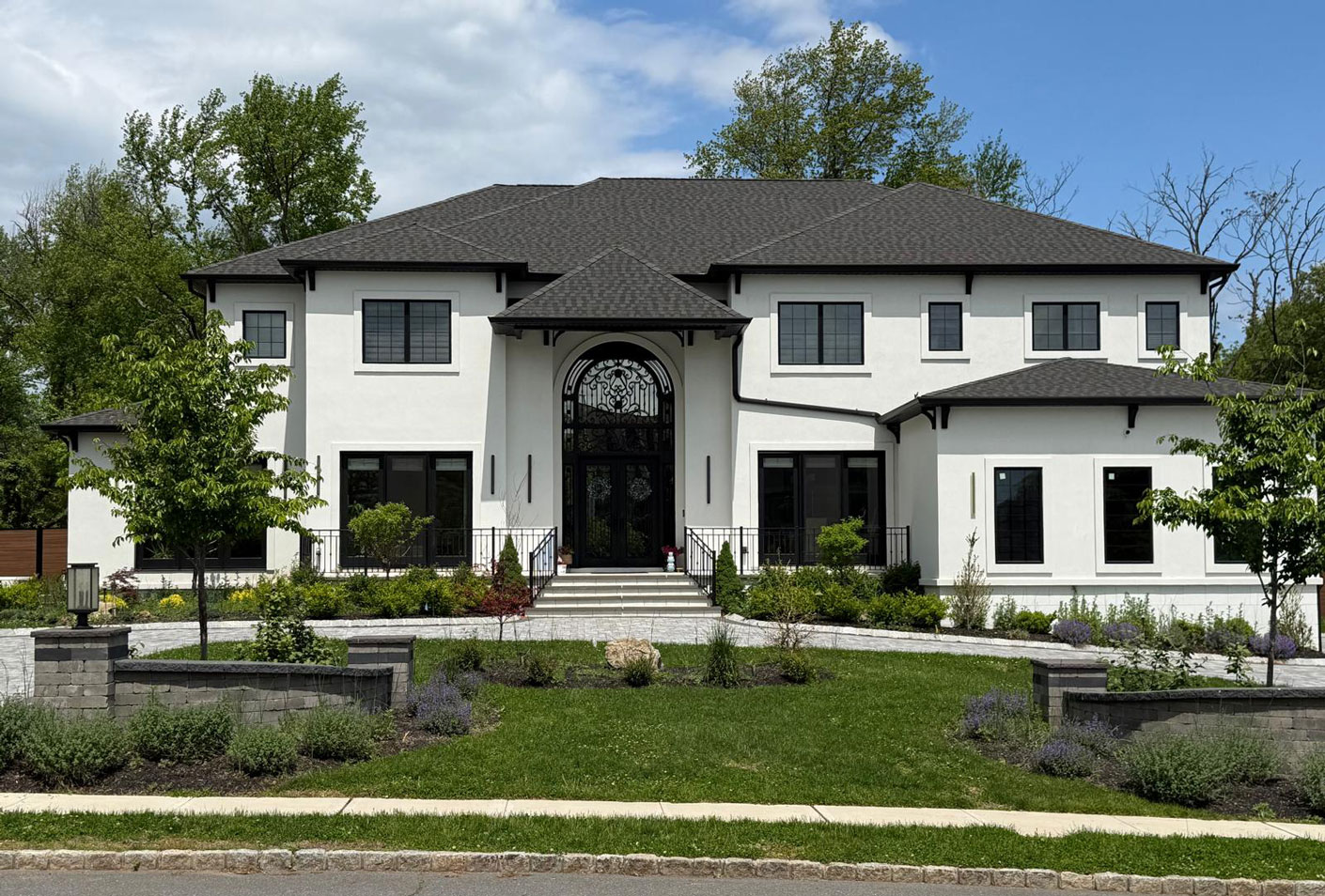 2 Hayduk Dr, Edison, NJ